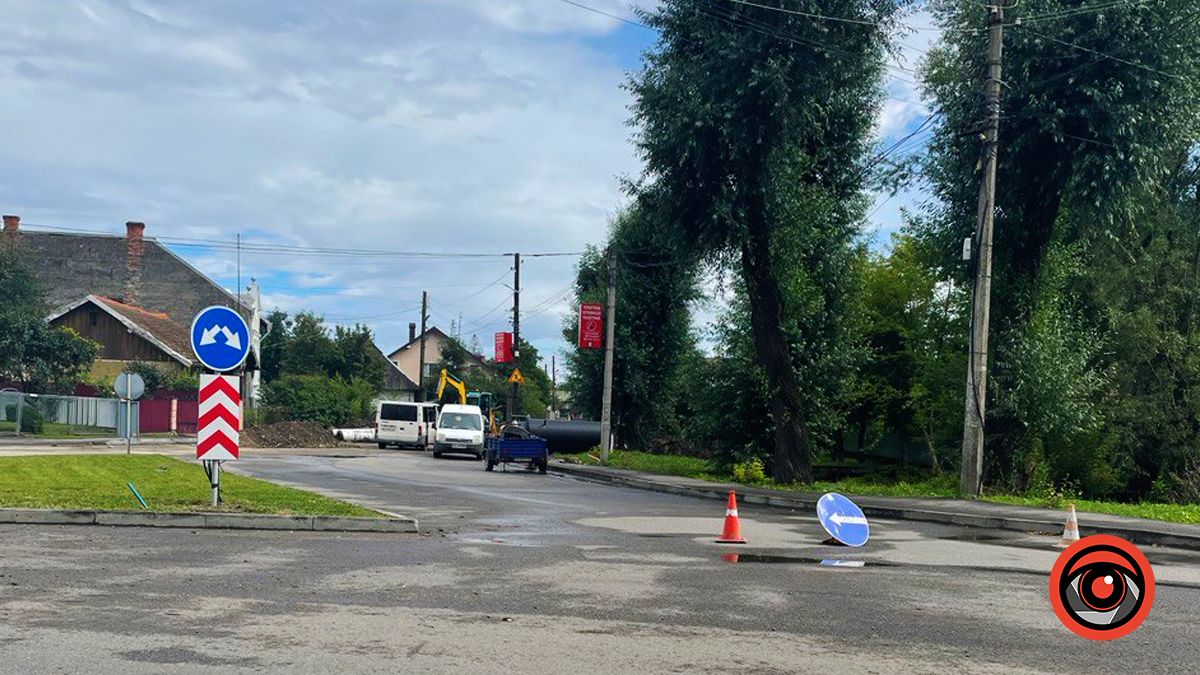 На частині вулиці Довбуша у Коломиї перекрито рух 1