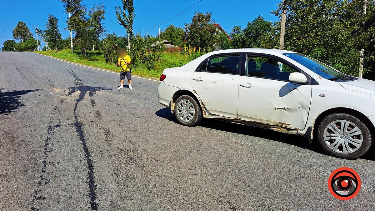 На Косівщині через невдалий обгін трапилась ДТП 2