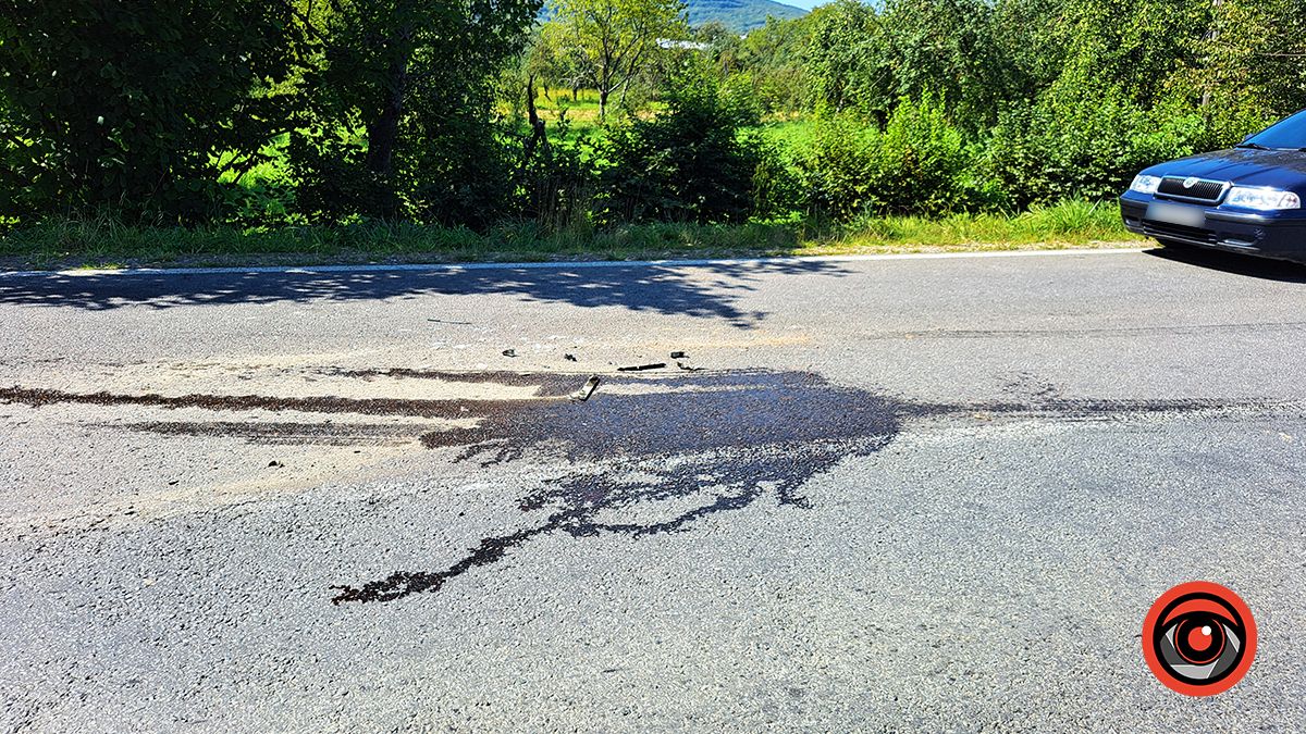 На Косівщині через невдалий обгін трапилась ДТП 4