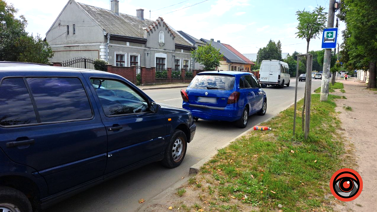 ДТП у Коломиї: зіткнулись три авто 2