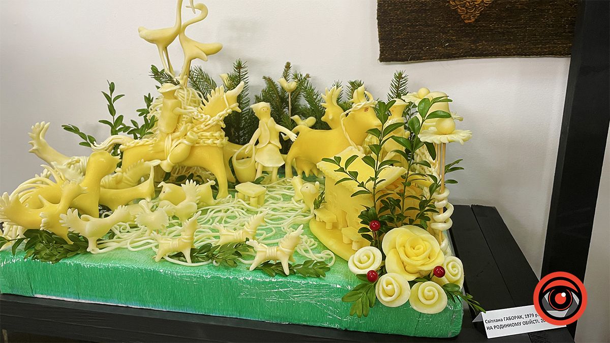 У Коломиї дивились, куштували виготовляли сирних коників 1