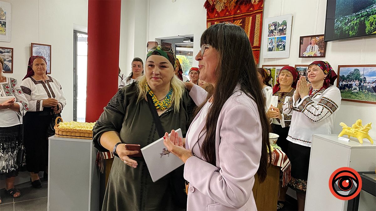 У Коломиї дивились, куштували виготовляли сирних коників 4