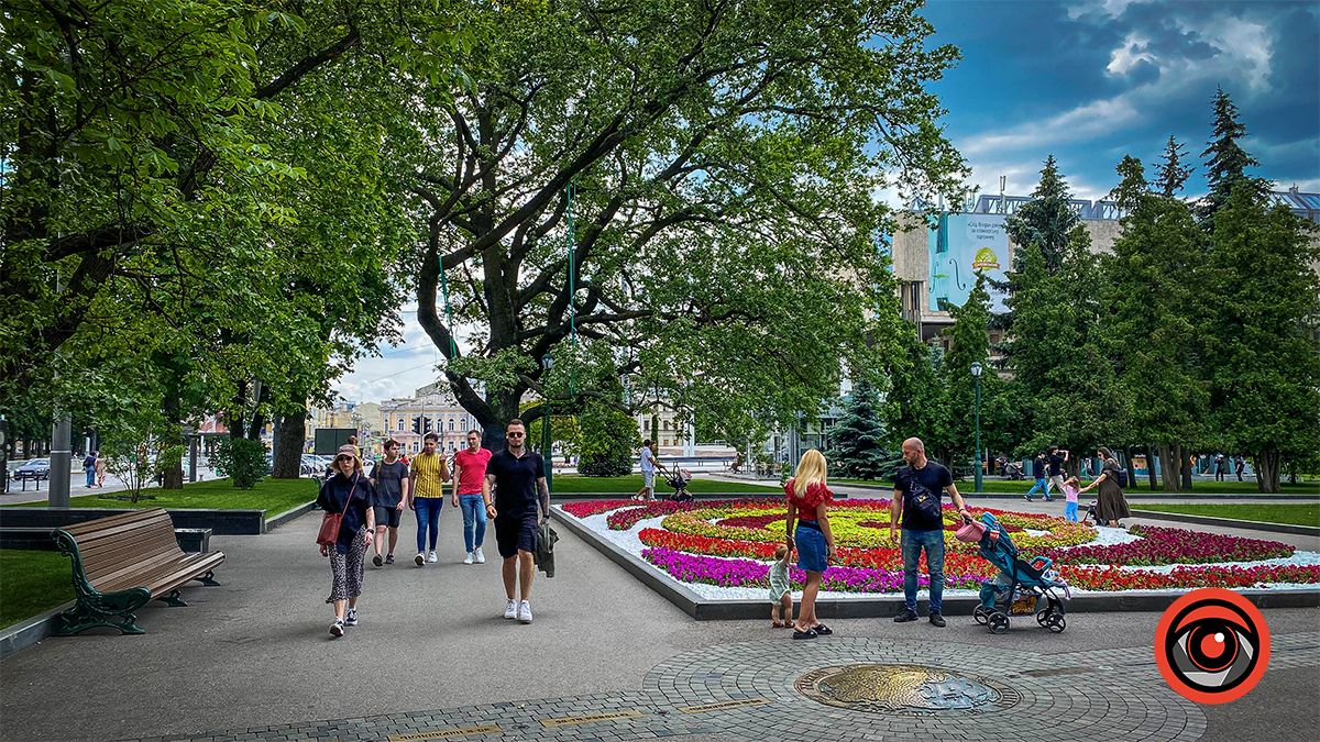 Харкову 369: фоторепортаж з міста незламних 9