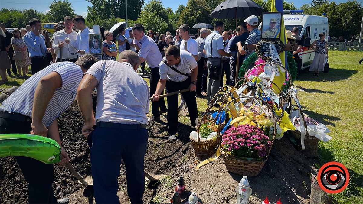 14 серпня Коломийщина прощалася з маленьким Володею Балабаником, який загинув внаслідок ракетної атаки 6