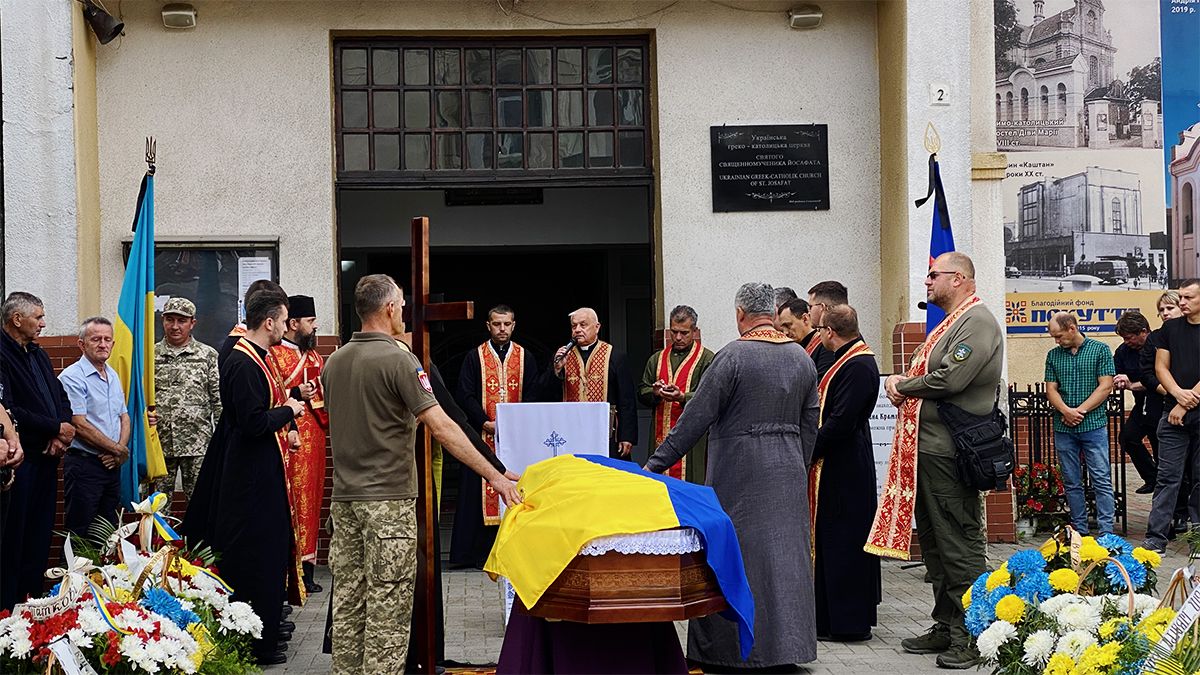 Коломийська громада прощалася із загиблим Ігорем Суботяком 7