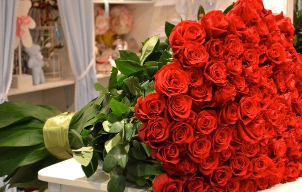 Який букет квітів обрати, щоб вразити кохану?