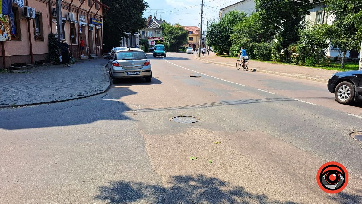 На вулиці Мазепи вчерговий раз відкрився люк 1