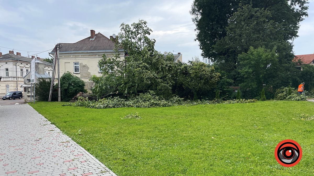 Наслідки нічної негоди у Коломиї 23 серпня | Доповнюється 16