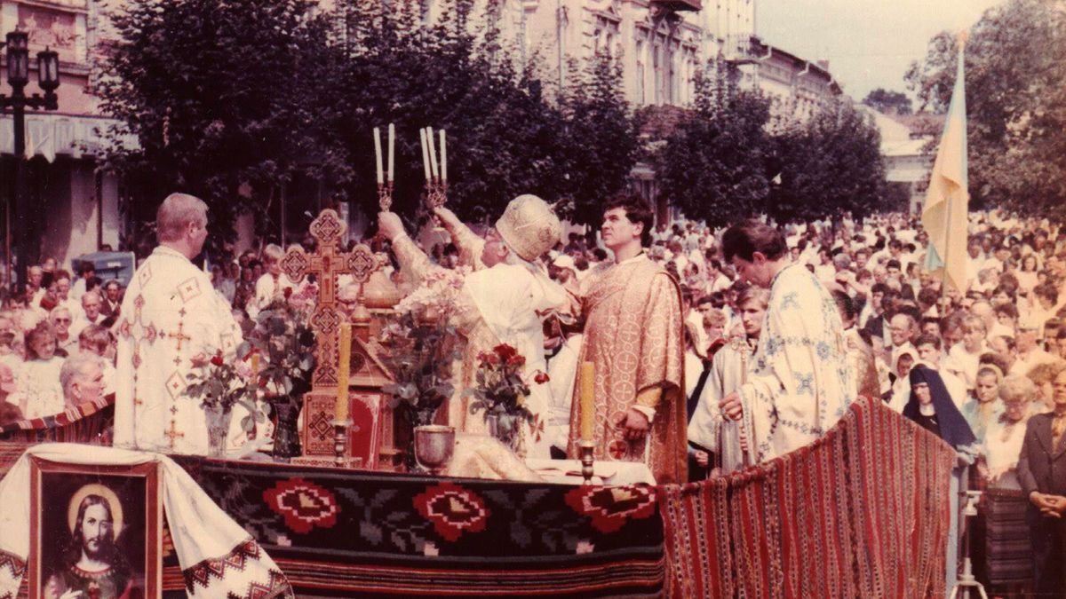 Портал у 1991 рік: як Коломия святкувала День міста за мить до Незалежності України 9