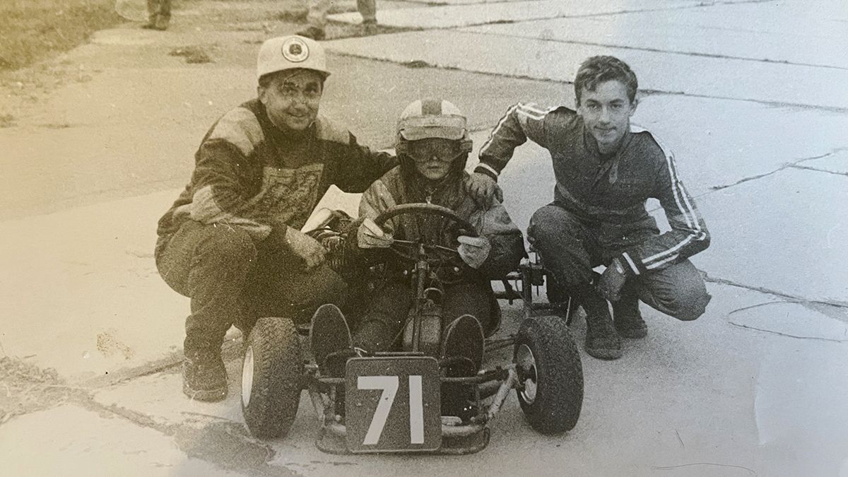 У дитячі роки Тарас з батьком займався картингом