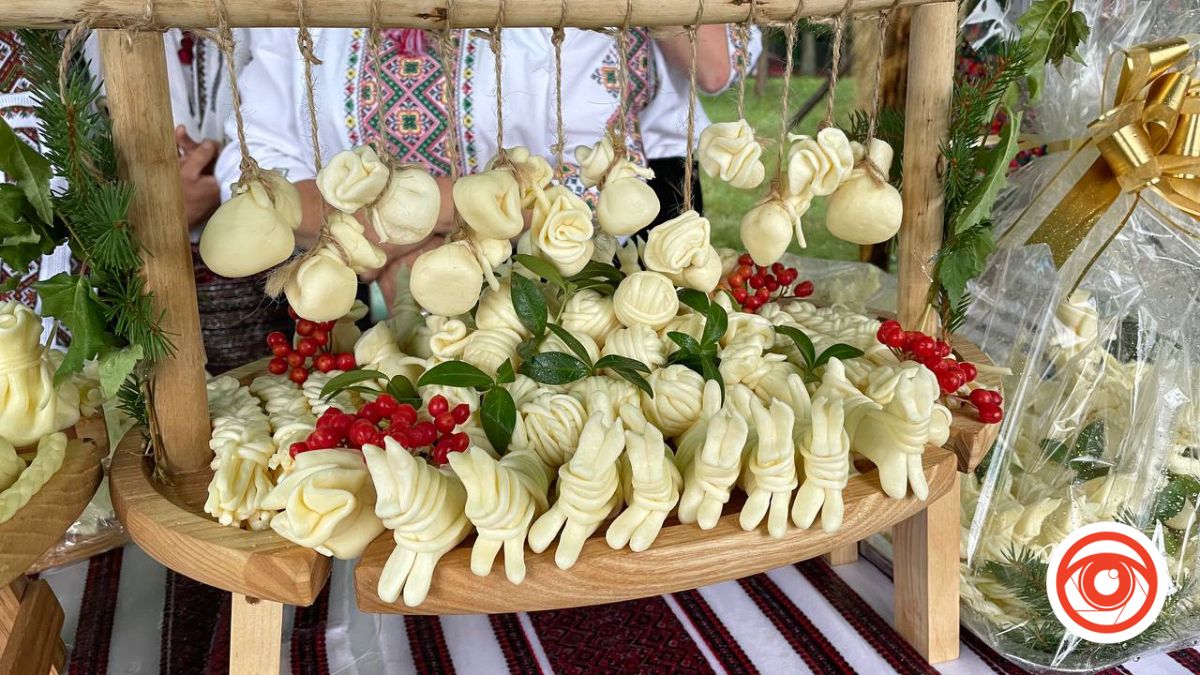 Ремесло, давні традиції та свіжий сир. Саме так запам'ятається відвідувачам фестиваль на Косівщині 12