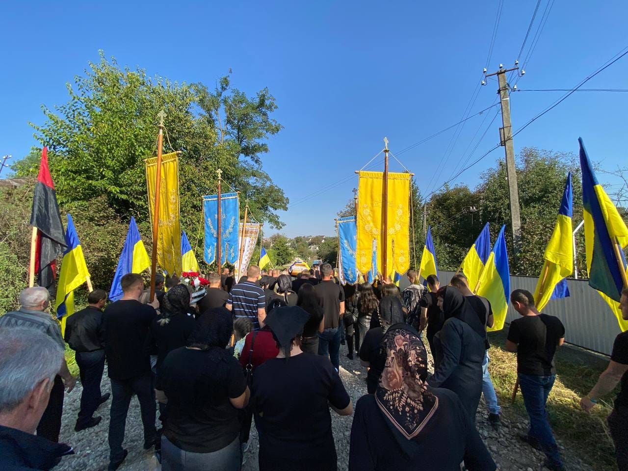 Городенківщина провела в останню дорогу Героя Івана Бундзяка 2
