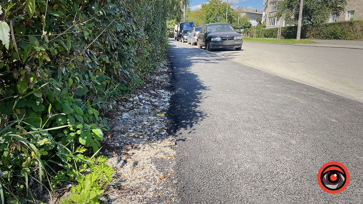 Катай як-небудь: нові тротуари на Лисенка в Коломиї 10