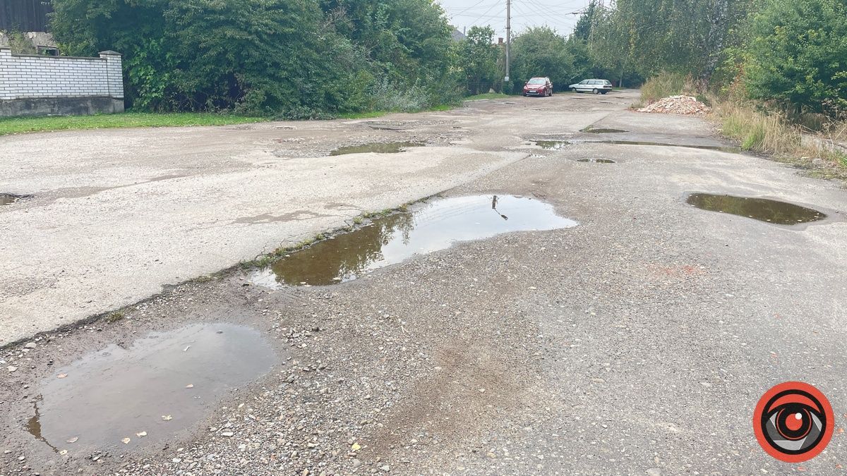 Забутий шлях в Коломиї: початок вулиці Едельвейсів, який краще оминути 1