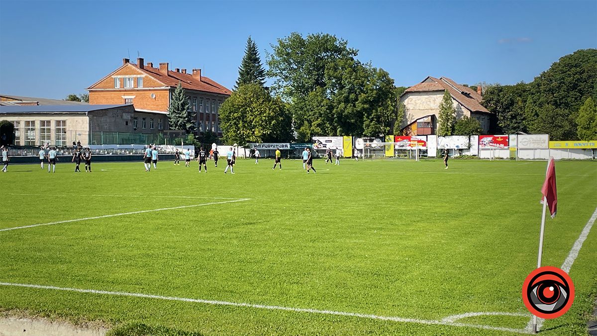 Як коломийське «Покуття» зіграло з калуською «Гардою» 3