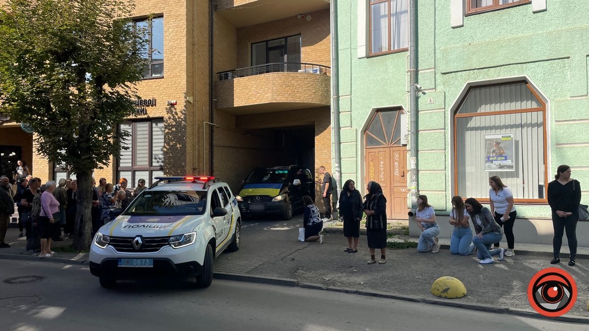 Коломия попрощалася із 23-річним військовим Любомиром Бойчуком 6