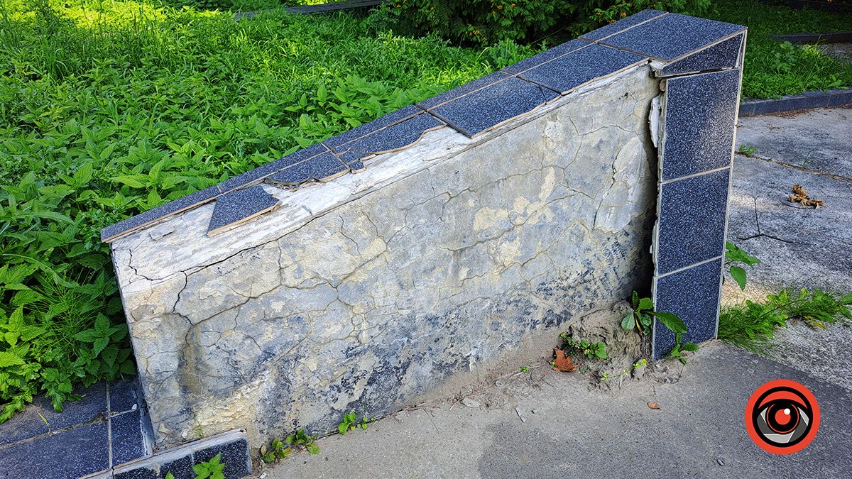 Занедбано й забуто: меморіал десяткам тисяч жертвам Голокосту в Коломиї у жахливому стані 1