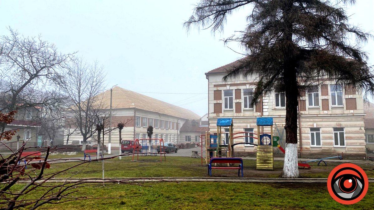 У ліцею №5 нарешті накривають дах 4