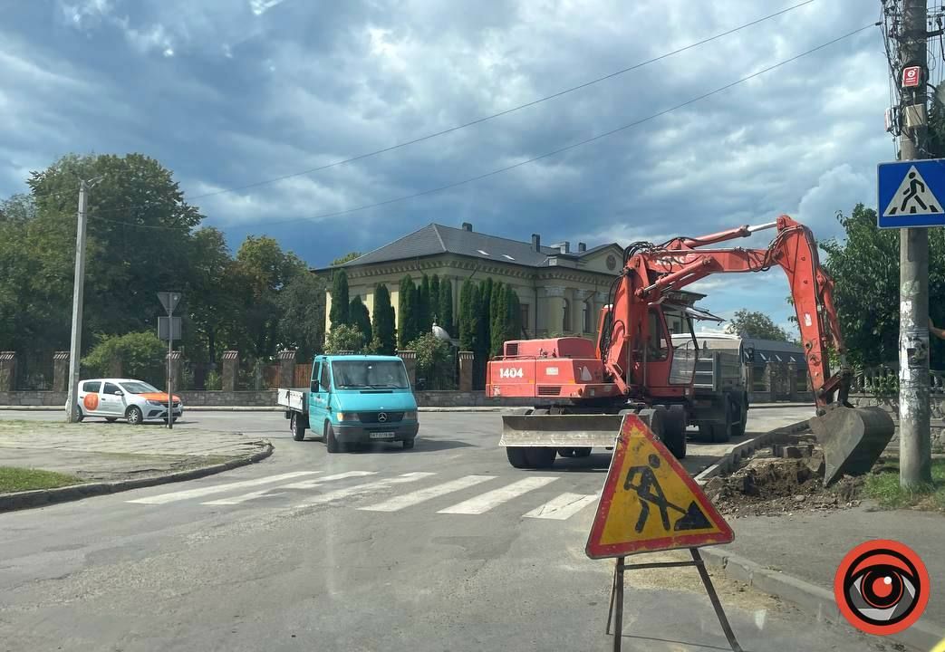 Перший тендер і вже на 7 млн: ФОП, який укладає бруківку на Франка, зареєстрований 2 місяці тому 2