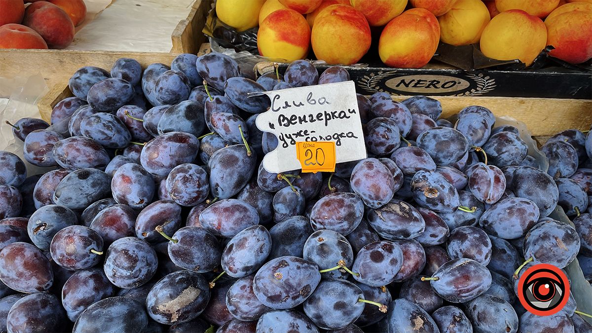 Які ціни на овочі та фрукти на базарі Коломиї у вересні? 10