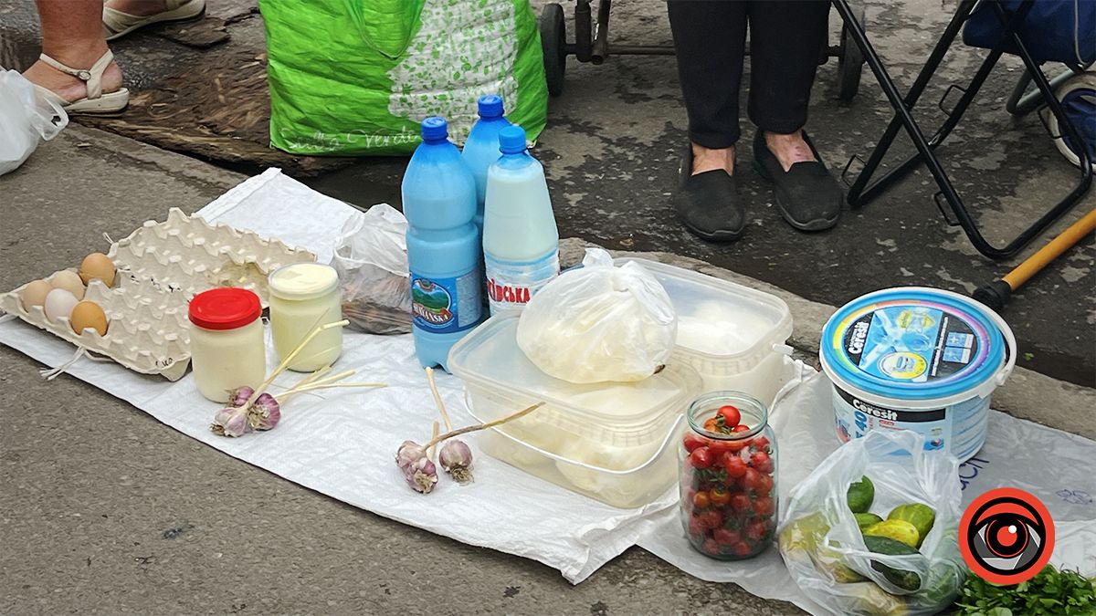 Скільки у Коломиї коштують домашні молочні продукти?