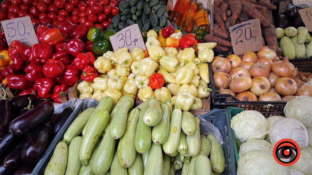 Які ціни на овочі та фрукти на базарі Коломиї у вересні? 2