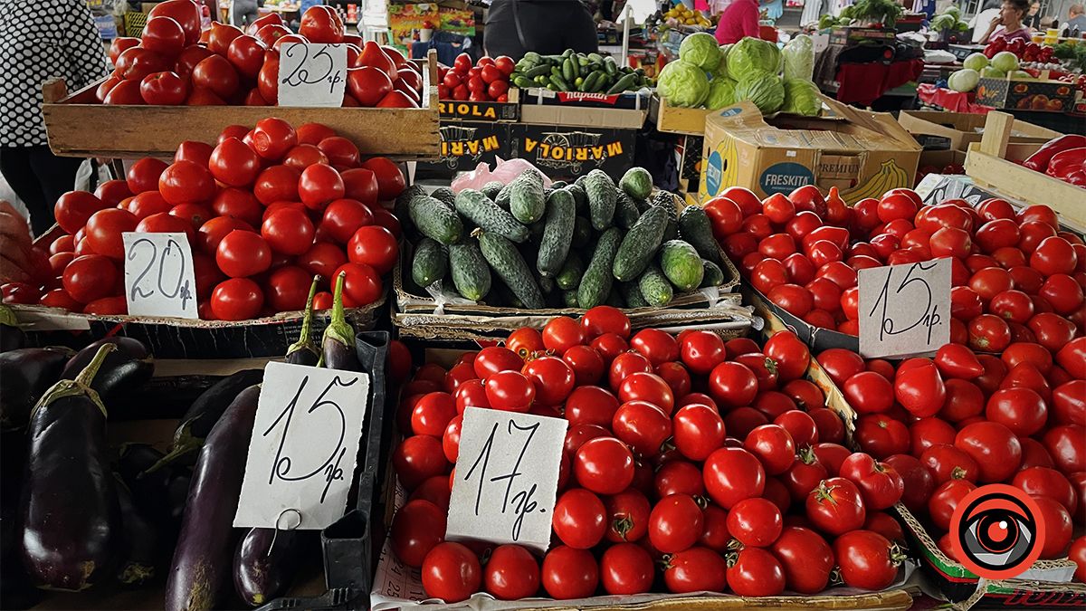 Які ціни на овочі та фрукти на базарі Коломиї у вересні? 6