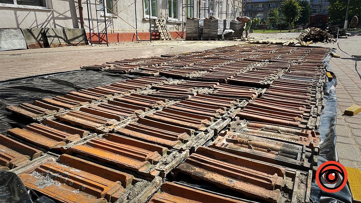 У ліцею №5 нарешті накривають дах