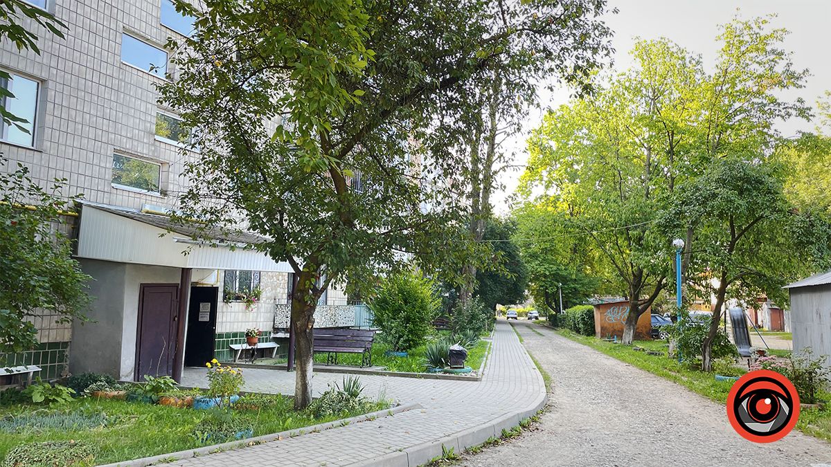 5-типоверхівка Коновальця, 21