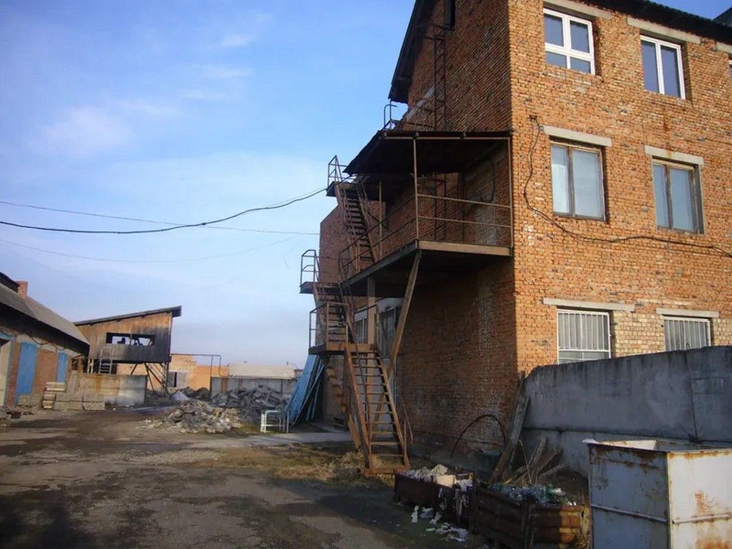 У Коломиї з аукціону продають лікеро-горілчаний завод 1