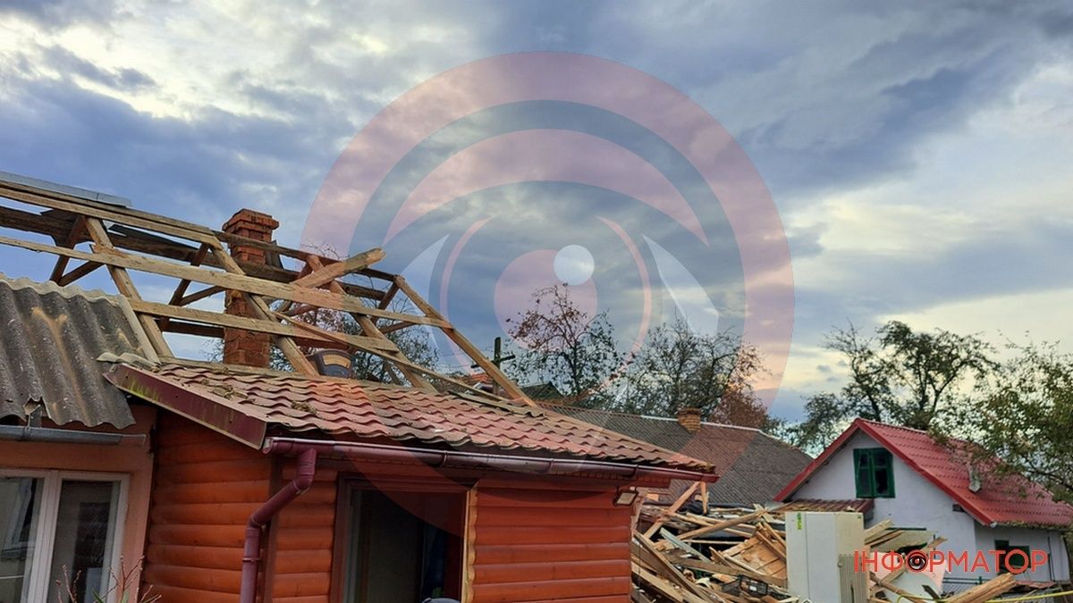 На Коломийщині у будинку стався сильний вибух: є потерпілі 3