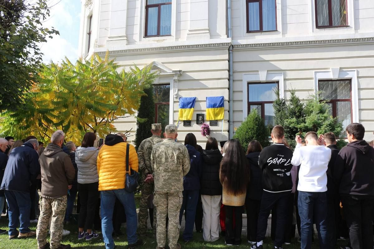 У Коломиї відкрили меморіальні дошки Юрію Данильцю, Олександру Негричу та Сергію Нікандрову 4