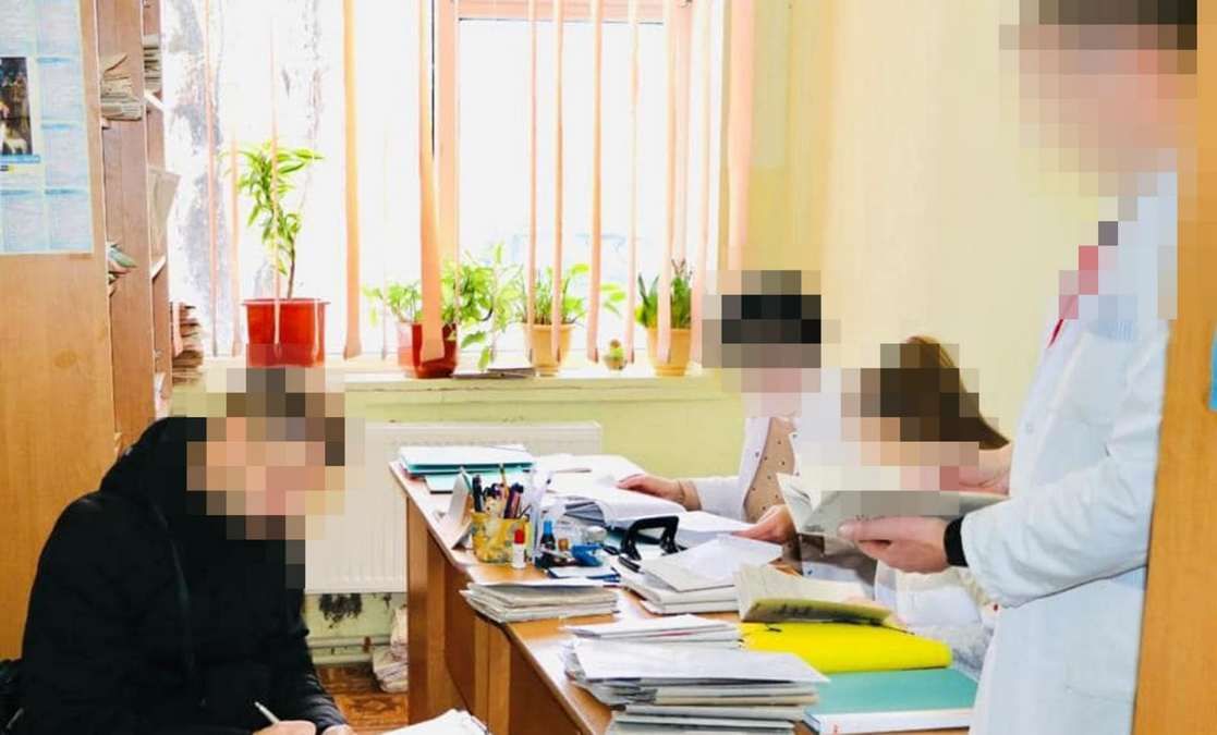 На Прикарпатті викрили двох психіатрів, які "відмазували" ухилянтів 1