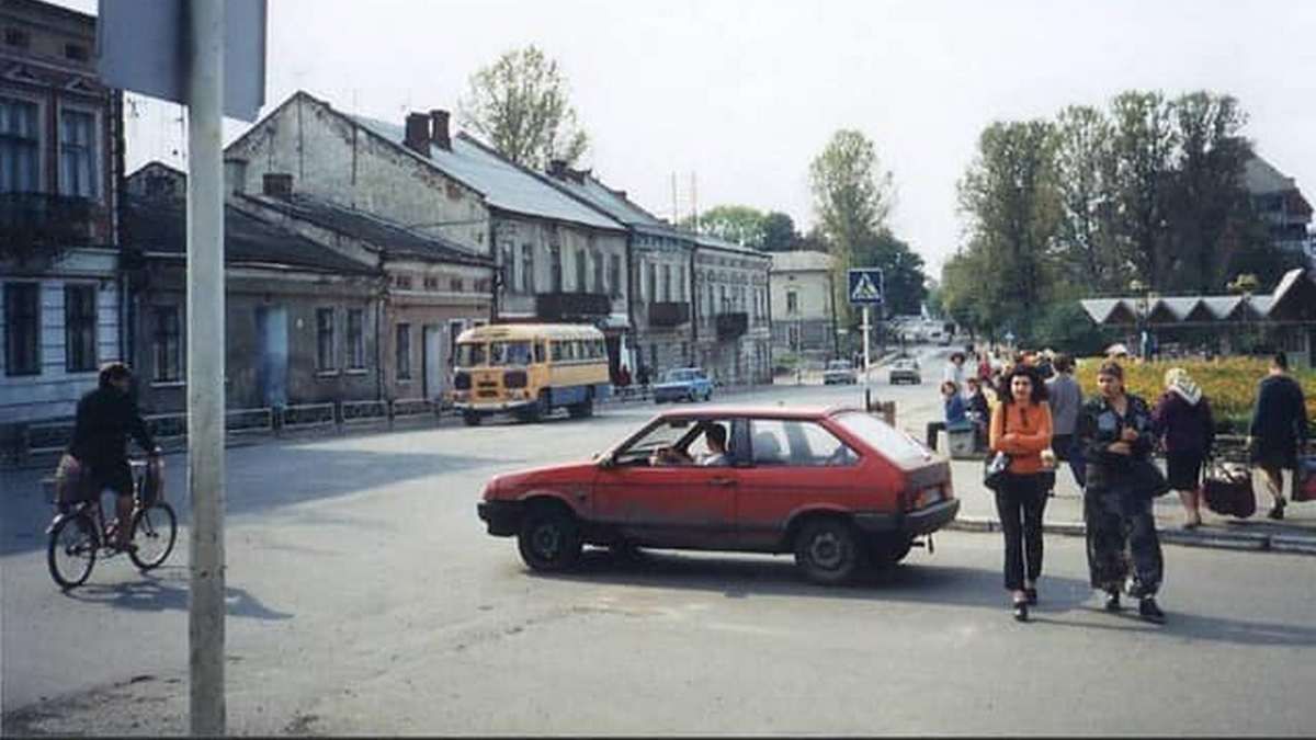 Ріг вул. Шевченка-просп. Грушевського