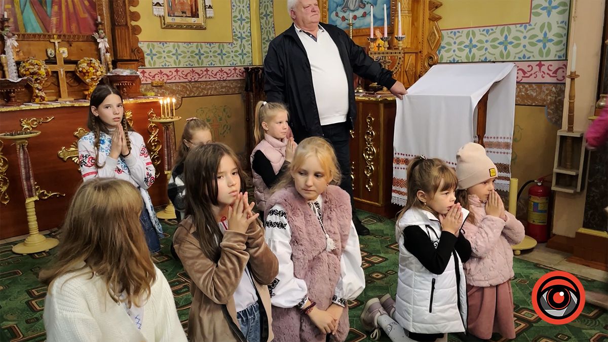 Столітній храм: Владика Петро очолив святкування ювілею церкви св. Дмитрія у селі Годи-Добровідка 8