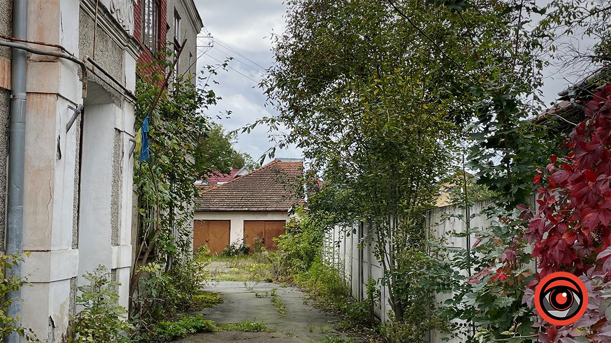 За скільки 553 м² історичної будівлі у Коломиї продали у приватні руки 2