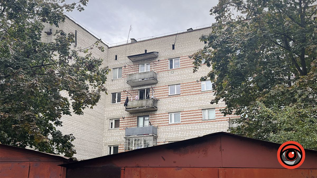 У багатоповерхівці Коломиї вибухнув газ, жінку доправили у лікарню 7