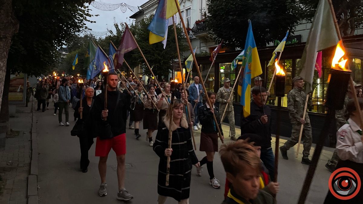 Як проходила смолоскипна хода в Коломиї 1 жовтня 1