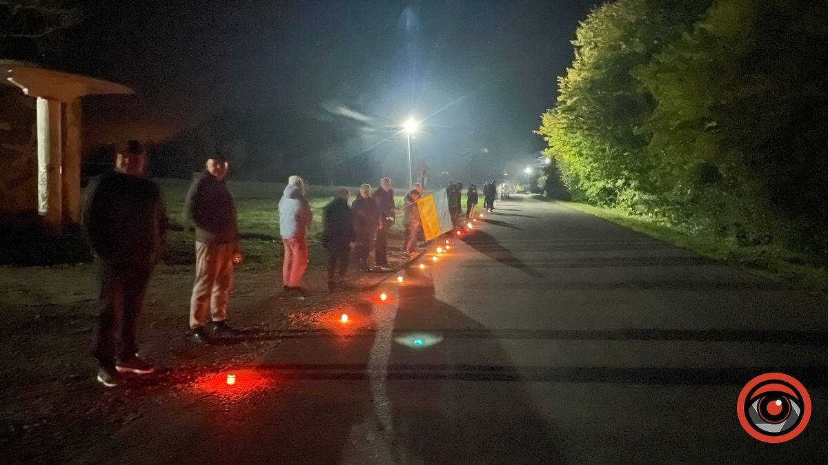 Вночі на Коломийщині зустрічали Героя Василя Надурака 2