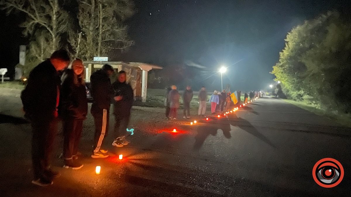 Вночі на Коломийщині зустрічали Героя Василя Надурака 3