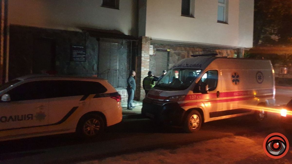 У Коломиї ввечері 21 жовтня чоловік намагався вистрибнути з вікна 1