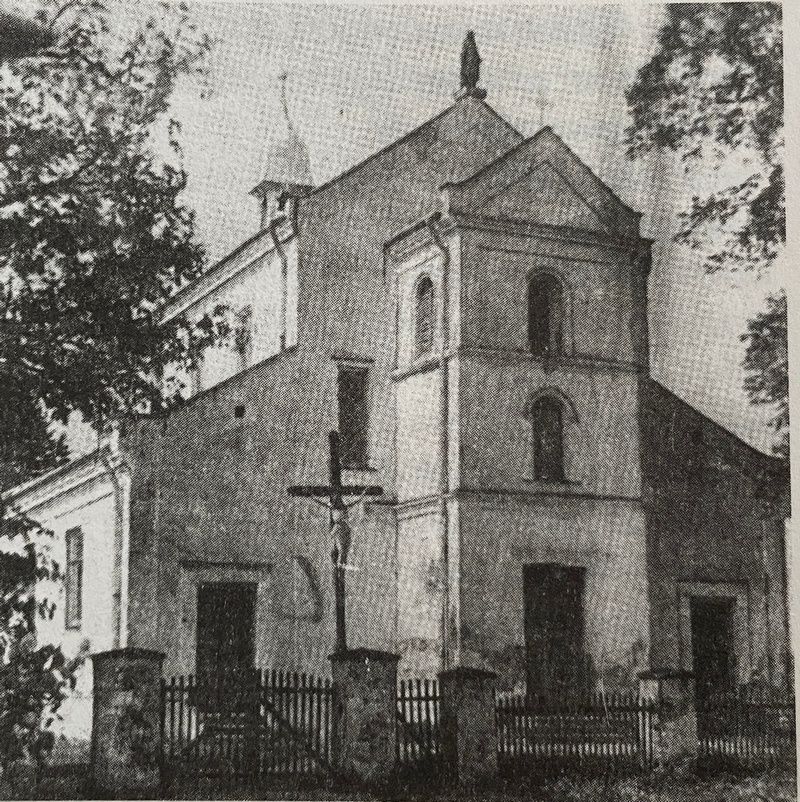 Зруйнований і відбудований німецький костел в Коломиї, в який ніхто не ходить 7