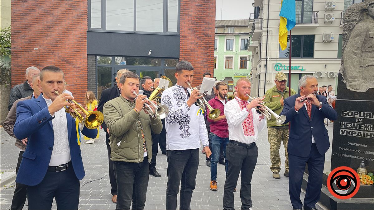 Щемливо й родинно: як минуло Покрови в Коломиї 17