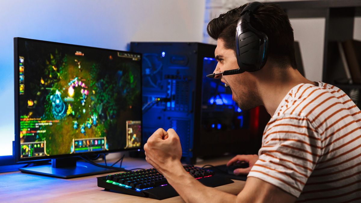 Молодий косівчанин заплатив аферистам сотні тисяч за нібито акаунт з онлайн-іграми