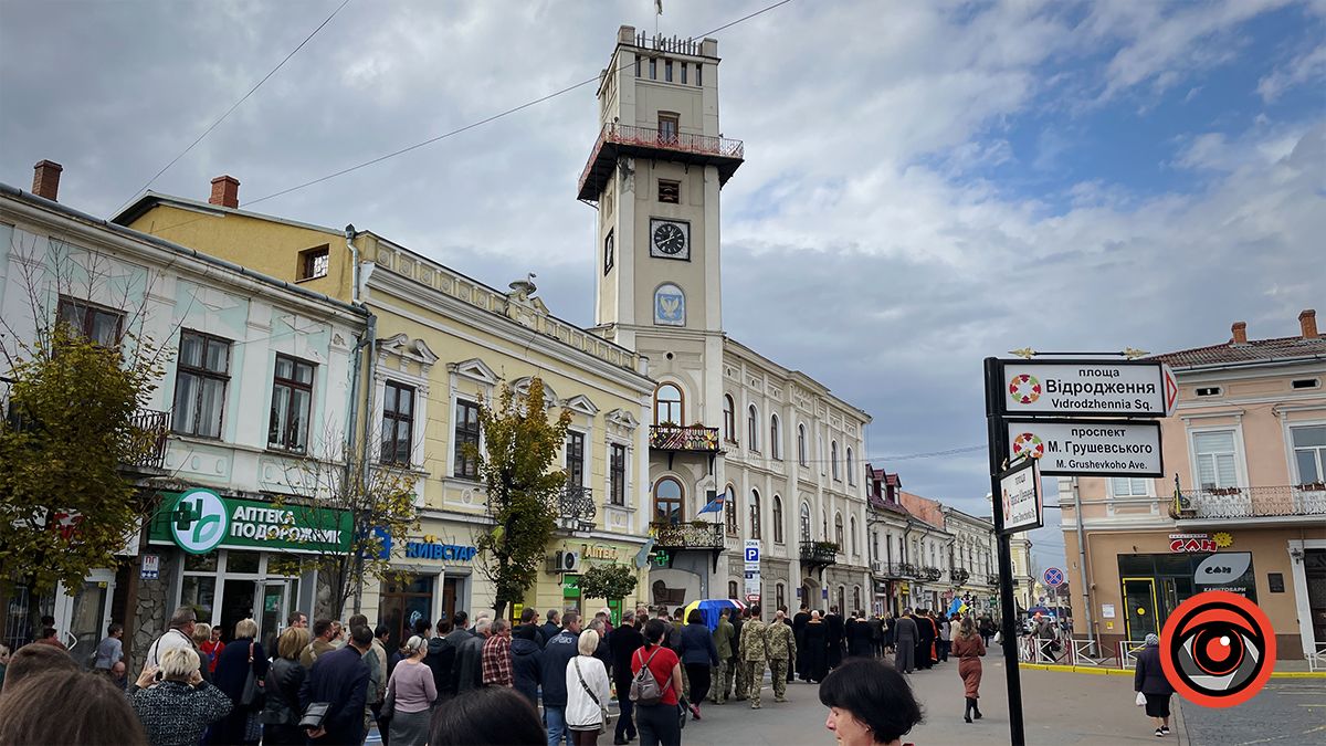 У Коломиї прощалися з білоруським добровольцем на позивний "Бахус" 22