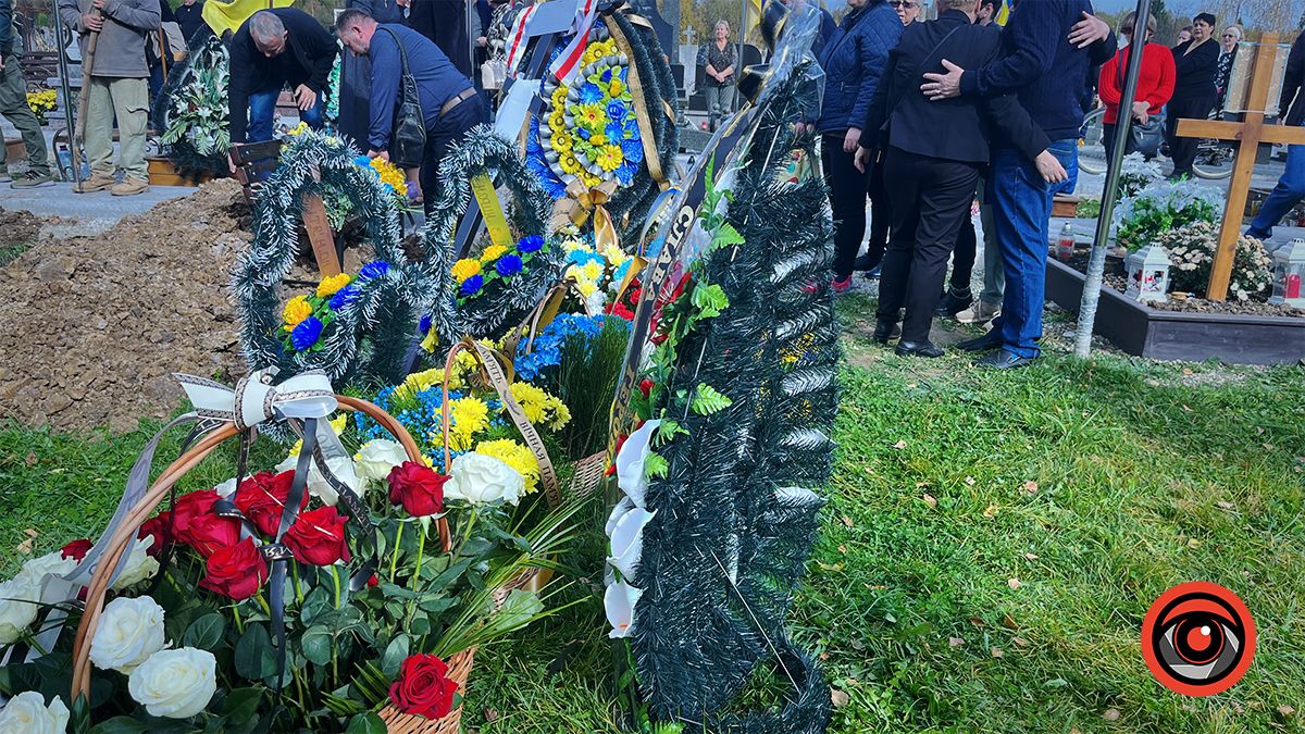 У Коломиї прощалися з білоруським добровольцем на позивний "Бахус" 26