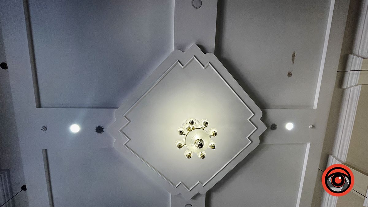 У головній залі ратуші в Коломиї протікає стеля 3