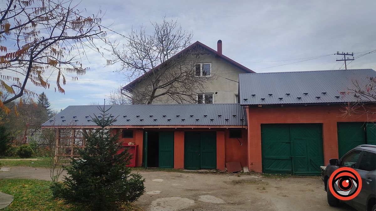 Окрім самої споруди садка покрівлю замінять також на господарських приміщеннях і на павільйонах садкових ділянок.