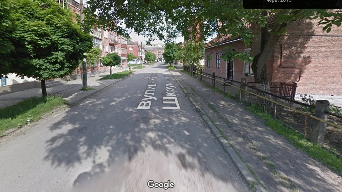 Як за 8 років змінилась вулиця Шкрумеляка в Коломиї 14