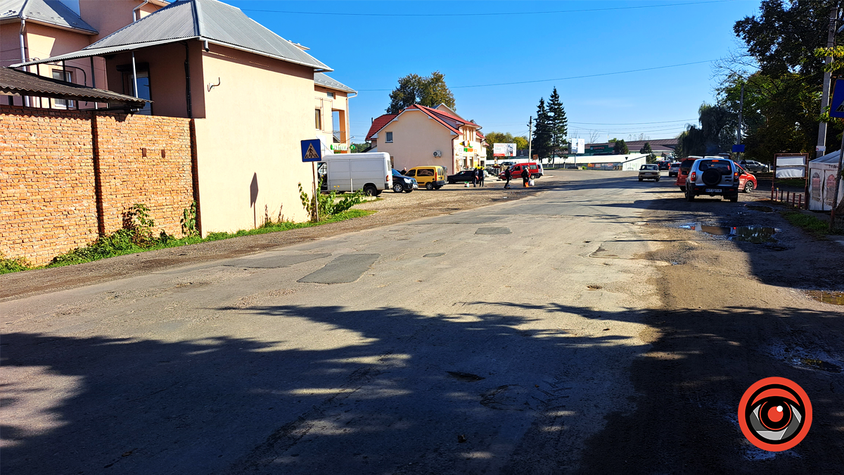 Дочекалися: у Сопові проводять ямковий ремонт дорожнього покриття